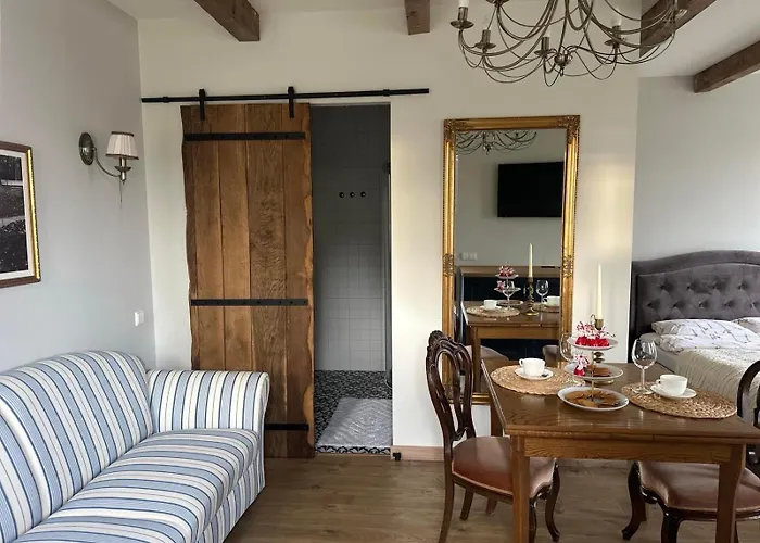 Appartement Jaukus Aleksoto Butas Kaune Su Atskiru Iejimu, Salia Senamiescio Kaunas