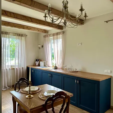 Jaukus Aleksoto Butas Kaune Su Atskiru Iejimu, Salia Senamiescio *